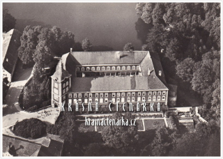 Zámek KAMENICE NAD LIPOU