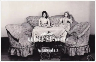 Hrad a zámek FRÝDLANT (??? výstava panenek)