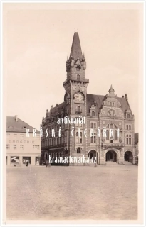 FRÝDLANT, Náměstí a radnice
