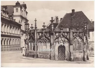 KUTNÁ HORA, Kamenná kašna