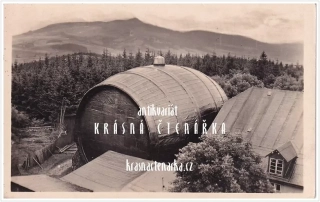 JEŘMANICE, Obří sud Javorník