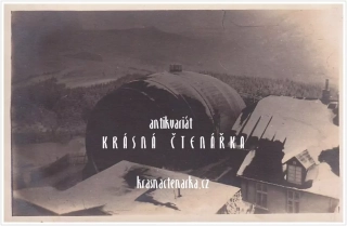 JEŘMANICE, Obří sud Javorník v zimě