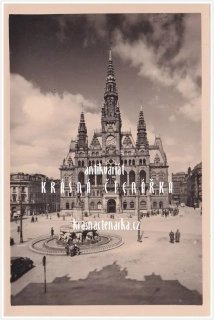 LIBEREC, Radnice, náměstí a také Metznerova kašna