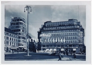 LIBEREC, Soukenné náměstí a palác Dunaj
