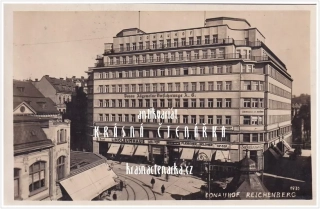 LIBEREC, Soukenné náměstí a palác Dunaj