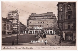 LIBEREC, Soukenné náměstí a palác Dunaj