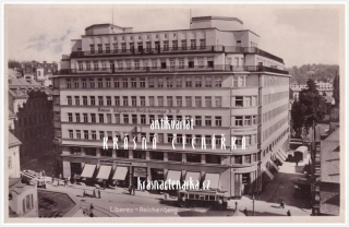 LIBEREC, Soukenné náměstí a palác Dunaj