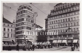 LIBEREC, Soukenné náměstí a palác Dunaj