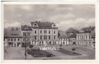 CVIKOV, Náměstí s pomníkem Stalina