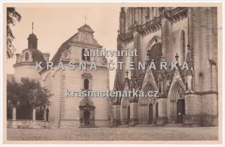 OLOMOUC (Dómské náměstí)