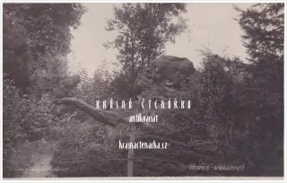 HOŘICE (galerie plastik ve Smetanových sadech, "Krakonoš")