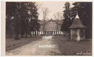 HOUŠŤKA u Staré Boleslavi, Lázeňský dům