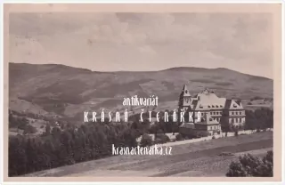 VYSOKÉ NAD JIZEROU, Kramářova vila