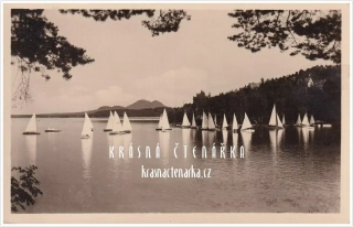 MÁCHOVO JEZERO s plachetnicemi