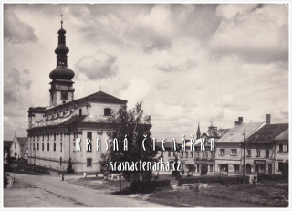 POLNÁ, Husovo náměstí a kostel Nanebevzetí Panny Marie