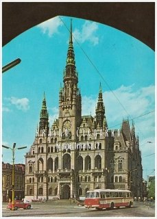 LIBEREC, Radnice i s autobusem