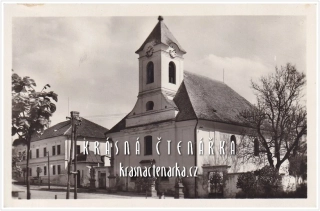 ŽAROŠICE, Poutní kostel sv. Anny