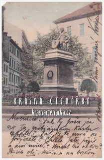 PRAHA, Jungmannovo náměstí a pomník Josefa Jungmanna