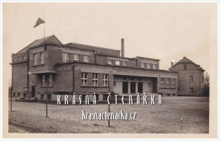 DOBRUŠKA, Sokolovna