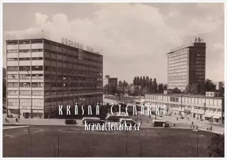 ZLÍN, dříve Gottwaldov, Obchodní dům a tržnice