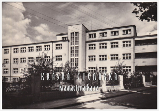 KOSTELEC NAD ORLICÍ, Zvláštní škola a dětský domov