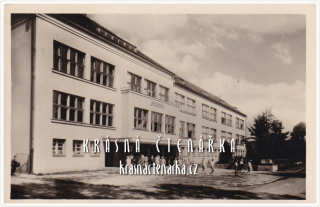 ČESKÉ MEZIŘÍČÍ, Střední škola