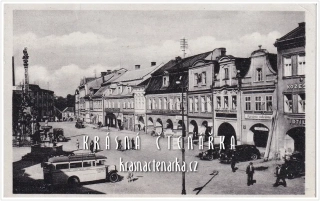 JAROMĚŘ, Dopravní situace na náměstí