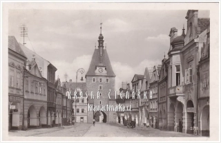 DOMAŽLICE, Dolejší brána od náměstí