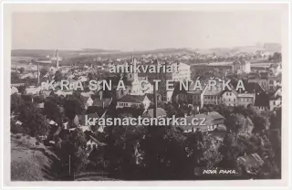 NOVÁ PAKA