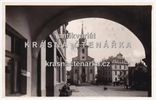 NOVÁ PAKA (Masarykovo náměstí)