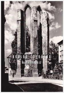 BENEŠOV, Zřícenina minoritského kláštera