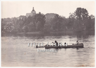 CHLUM U TŘEBONĚ, Zámek a  rybník Hejtman