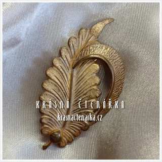 Bižuterní BROŽ s listem, cca 1960