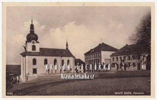 NOVÝ KNÍN, Náměstí a kostel