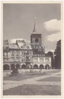 JIČÍN (náměstí a Valdická brána)