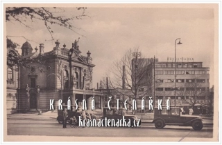 OSTRAVA, Wagnerovo náměstí ... i s automobily