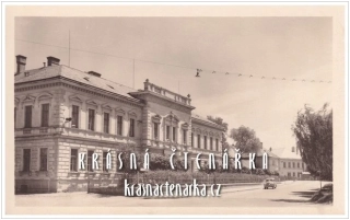 HULÍN, Střední škola