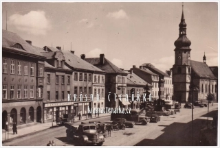 SOKOLOV, Náměstí 9. května, nyní Staré náměstí ... i s vozidly