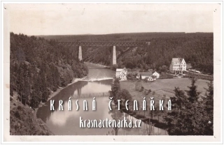 ČERVENÁ NAD VLTAVOU a železniční most