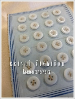 KNOFLÍK skleněný BÍLÝ, 24 ks