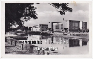 HRADEC KRÁLOVÉ, Lázně a sokolovna