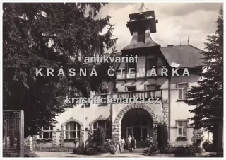 ŽELEZNICE (hotel Valdštýnův dvůr, později Dětská léčebna)