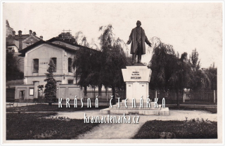 SEMILY, Socha Františka Ladislava Riegra