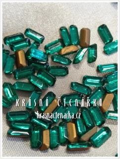 Bižuterní tvarový kámen OCTAGONS, Emerald, vel. 8/4, 130 ks