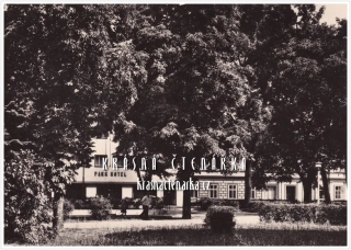 TEREZÍN, Městké sady a Parkhotel