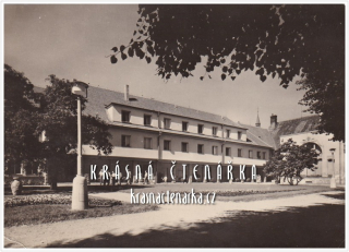 LÁZNĚ BOHDANEČ, Přijímací pavilon