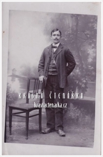 DŽENTLMEN na pohlednici