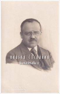 DŽENTLMEN na pohlednici