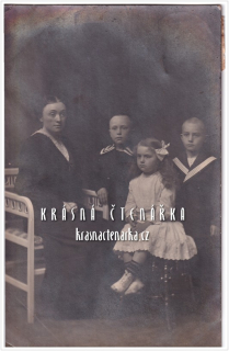 RODINNÁ pohlednice