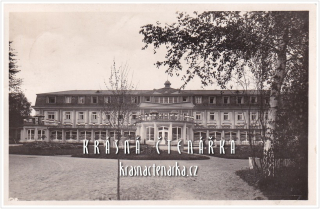 LÁZNĚ BOHDANEČ, Pavilon Gočár